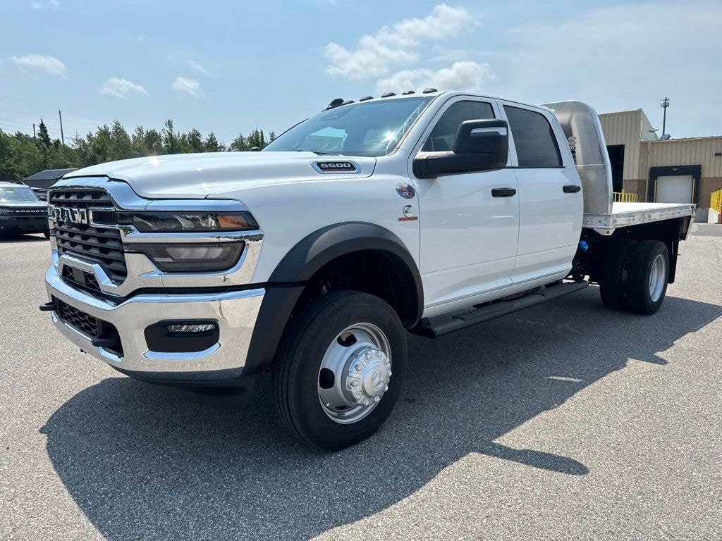 New 2026 Ram 5500 Chassis Cab Tradesman/Big Horn Pickup