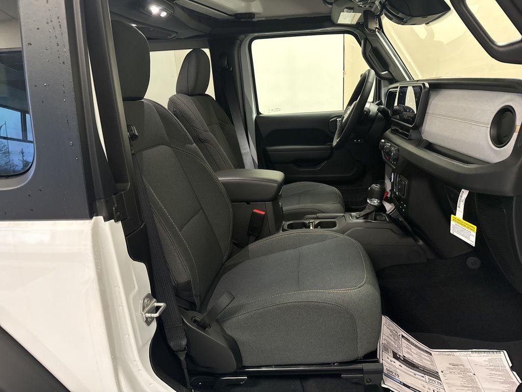 2025 Jeep Wrangler 2-Door Sport S - Photo 38