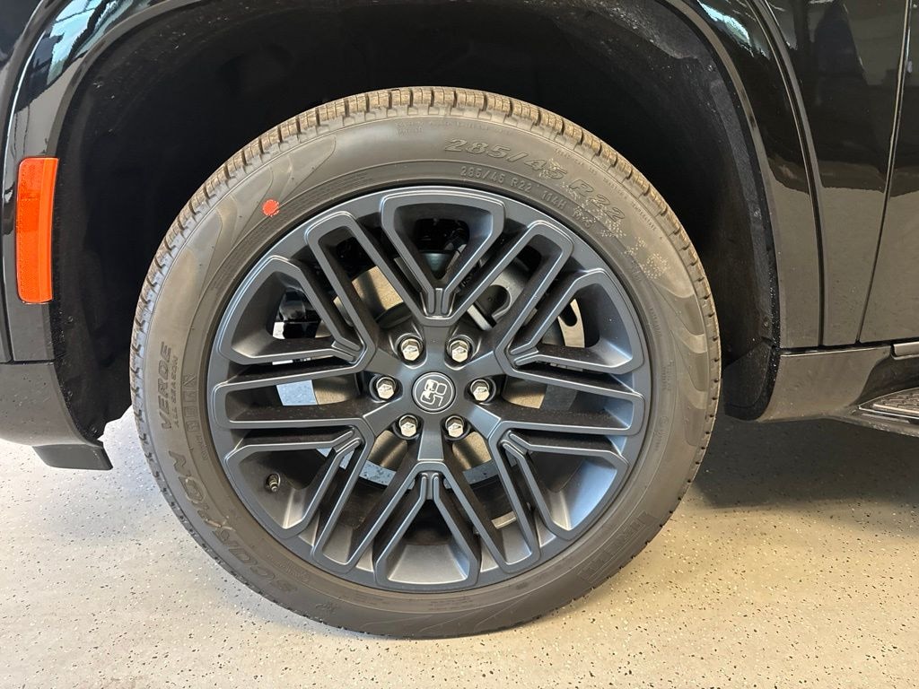 New 2026 Jeep Grand Wagoneer Base Sport Utility