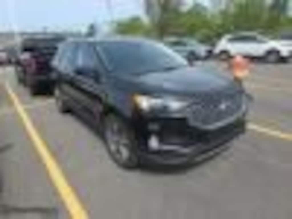 Used 2024 Ford Edge SEL SUV