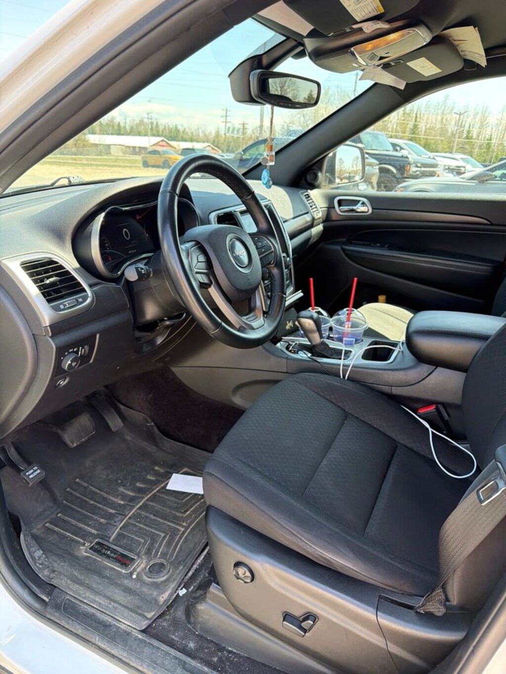 Used 2018 Jeep Grand Cherokee Laredo SUV