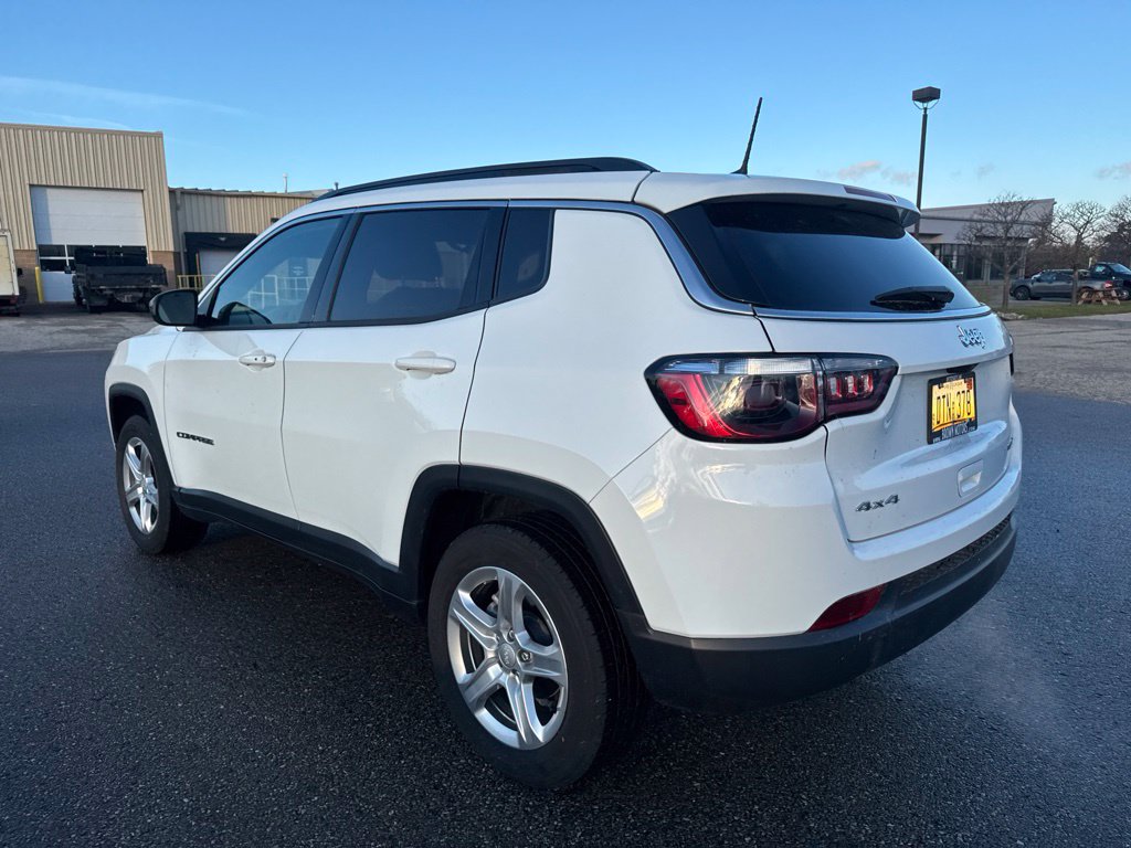 Used 2023 Jeep Compass Latitude SUV