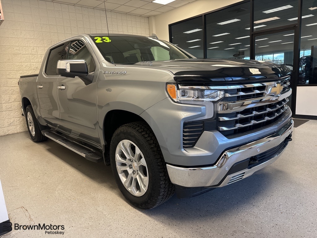 2023 Chevrolet Silverado 1500 LTZ's photo