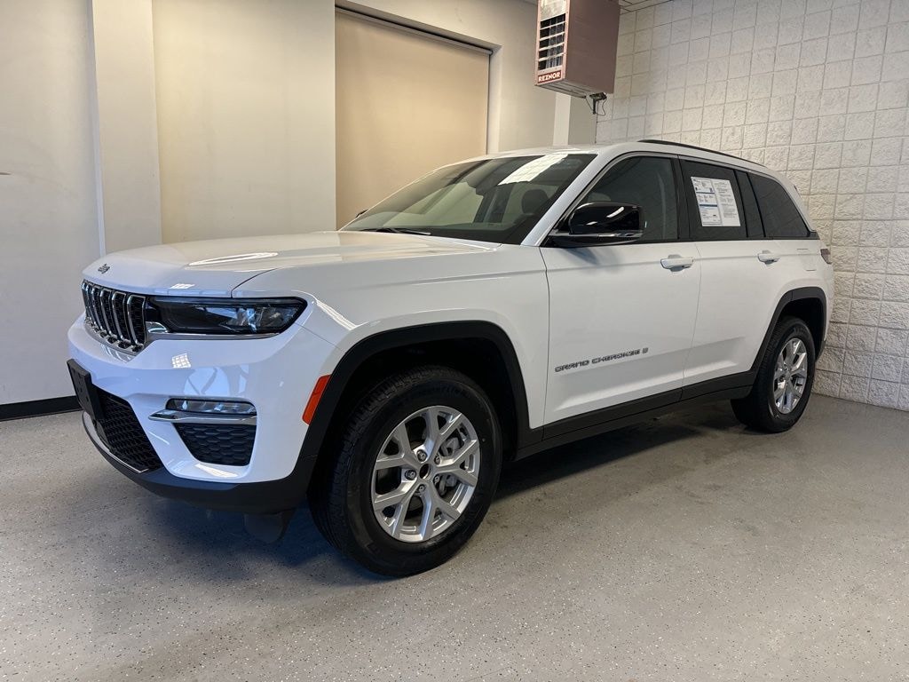 Used 2023 Jeep Grand Cherokee Limited SUV