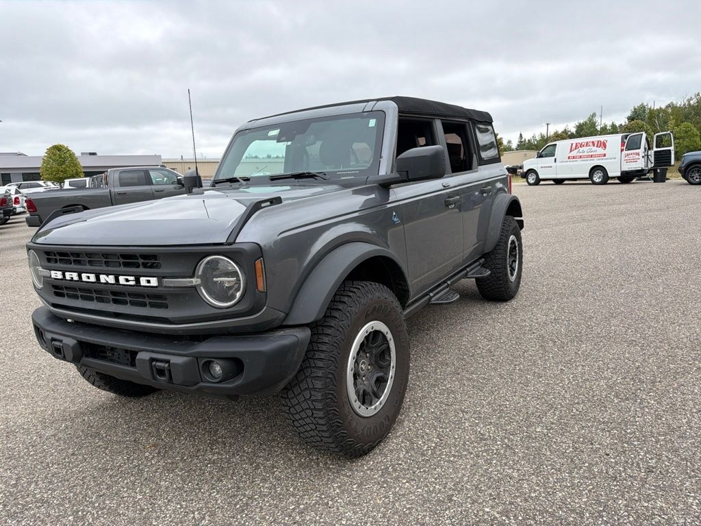 Used 2023 Ford Bronco Black Diamond SUV