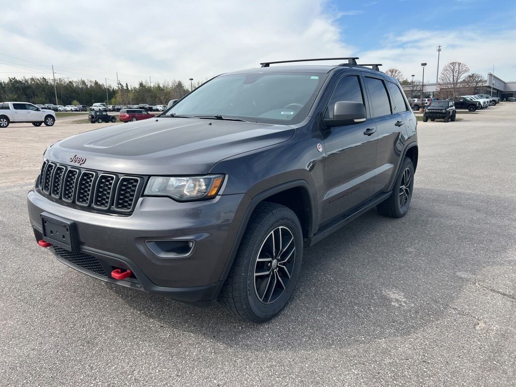Used 2017 Jeep Grand Cherokee Trailhawk SUV