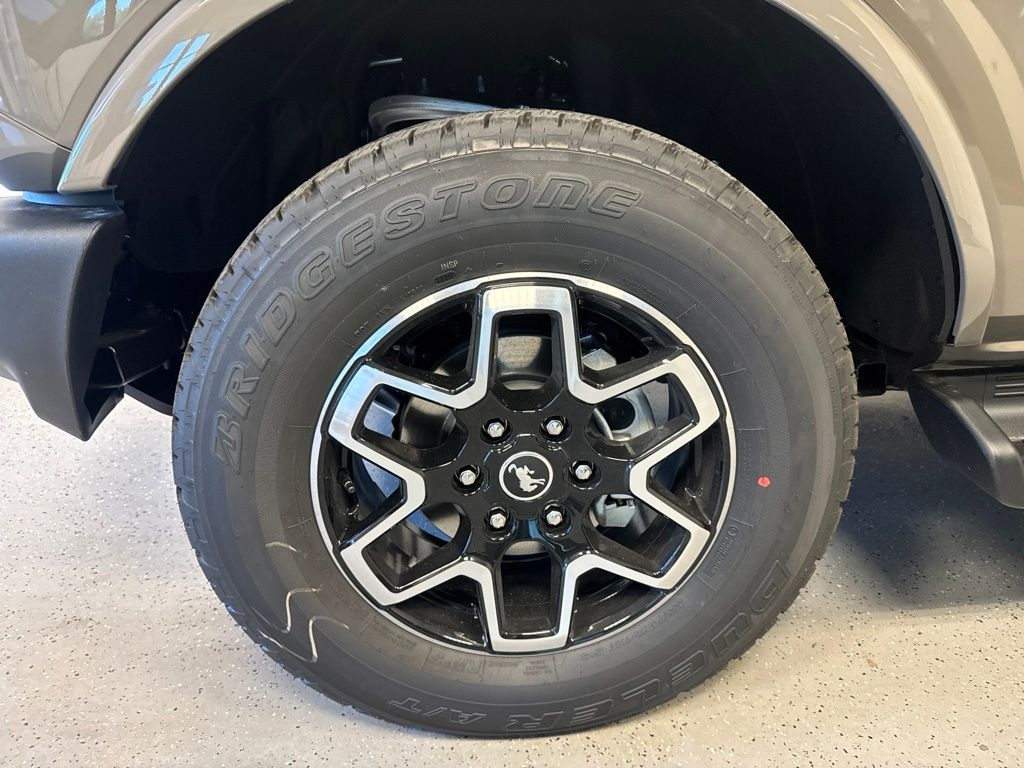 New 2026 Ford Bronco Outer Banks SUV