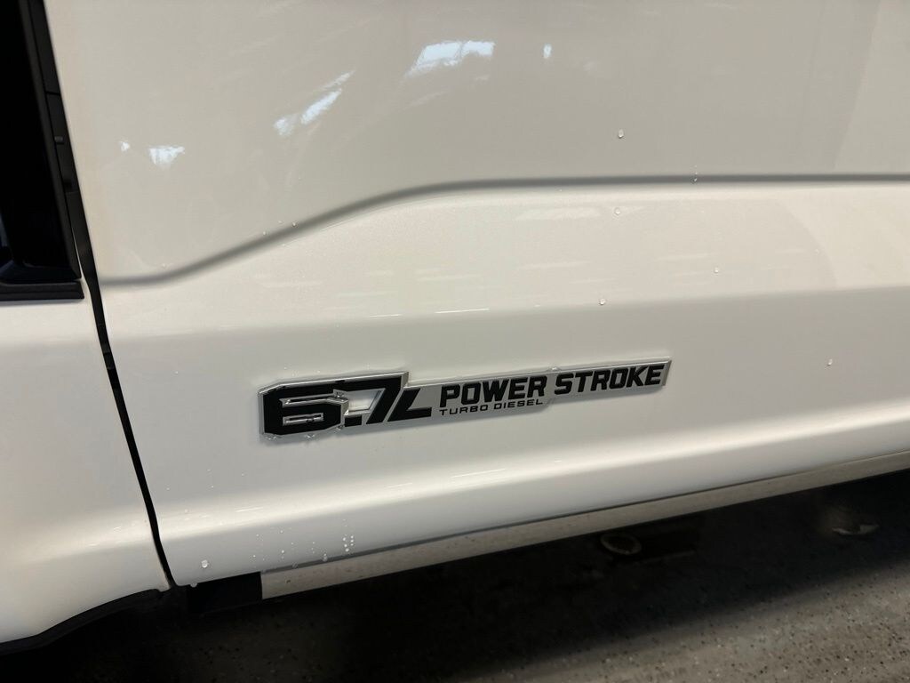 New 2026 Ford F-350 Truck Crew Cab