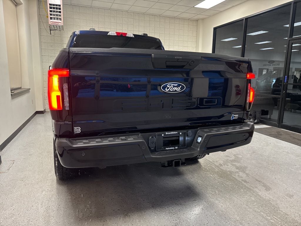 2025 Ford F-150 Lightning Flash - Photo 20