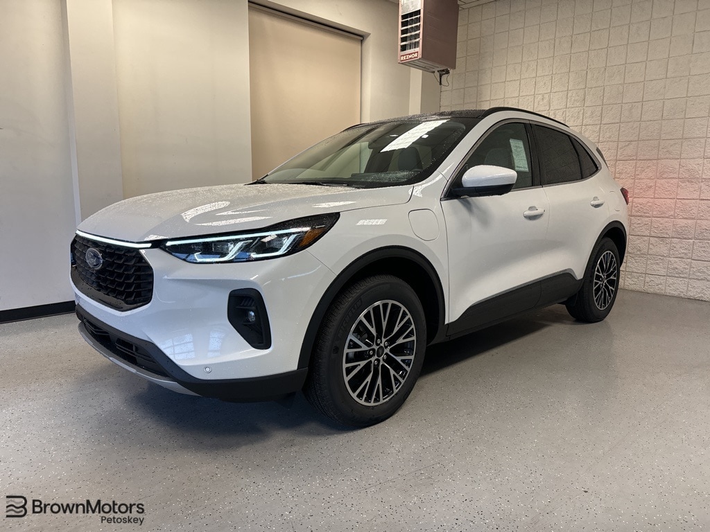 2025 Ford Escape PHEV's photo