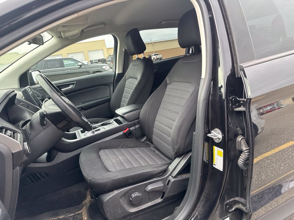 Used 2024 Ford Edge SE SUV