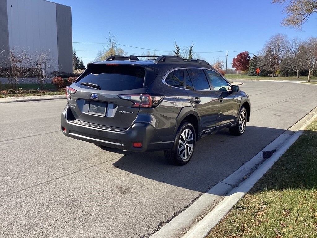 Used 2023 Subaru Outback Premium SUV