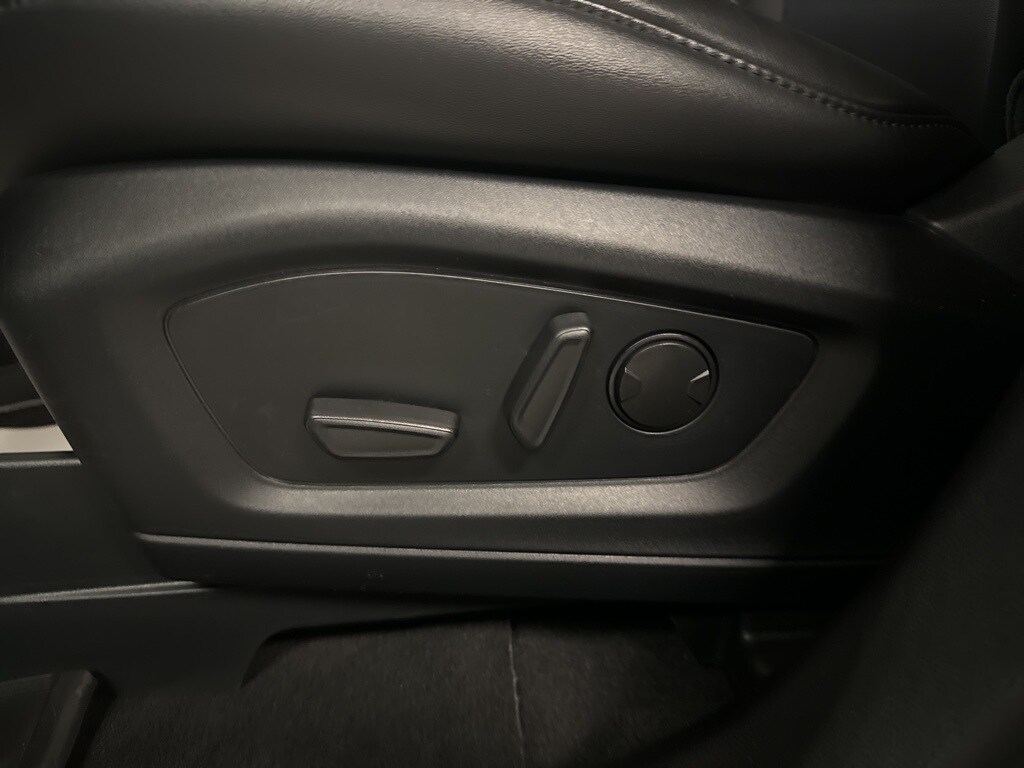 Used 2022 Ford Explorer XLT SUV