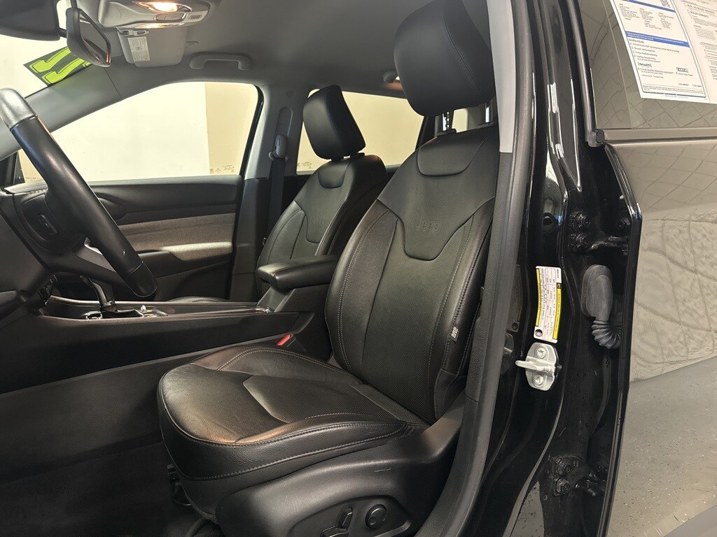 Certified 2022 Jeep Compass Latitude Lux SUV