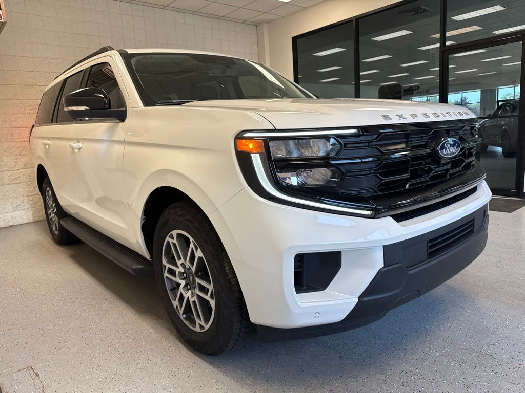 2025 Ford Expedition Active - Photo 7