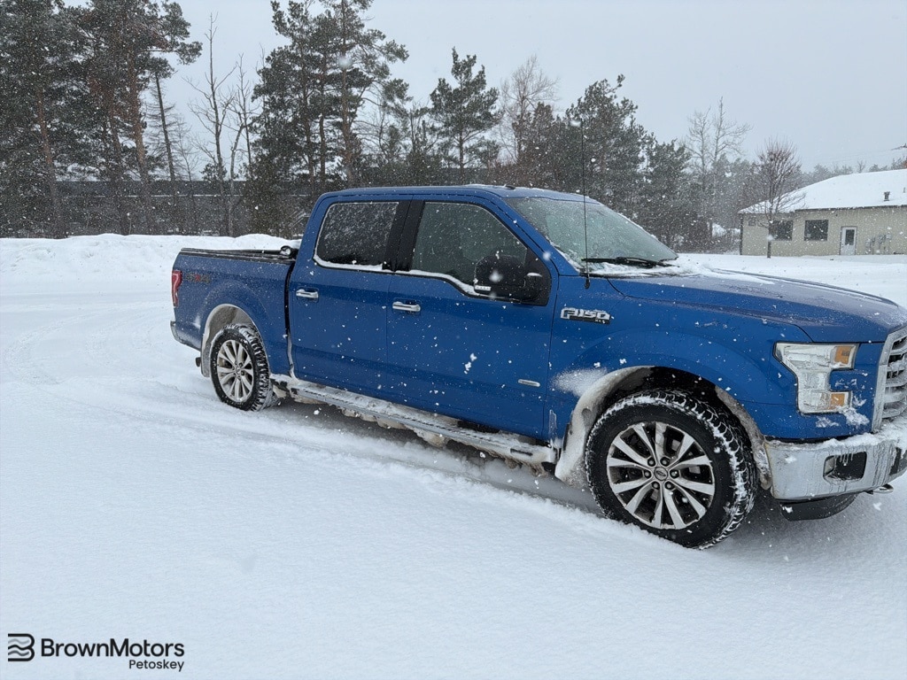 2015 Ford F-150 XLT's photo