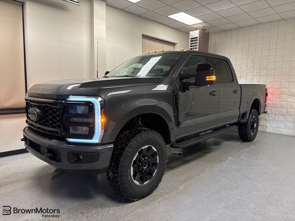 New 2026 Ford F-350 F-350 Lariat Truck Crew Cab