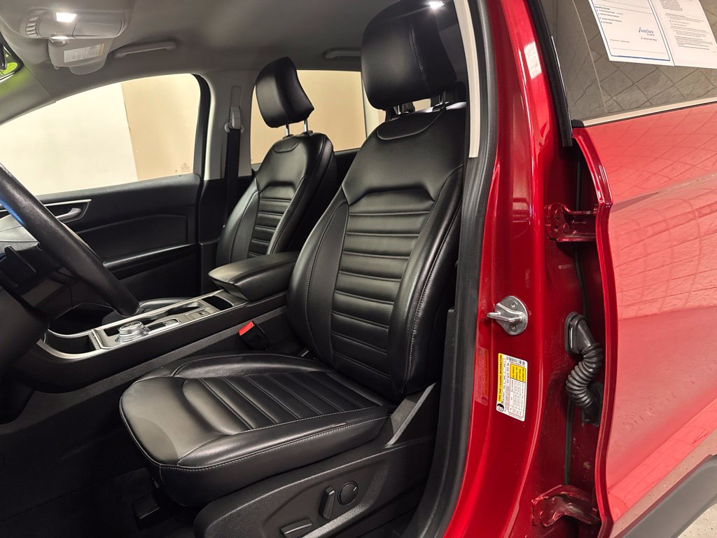 Certified 2024 Ford Edge SUV