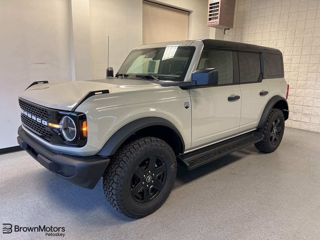2025 Ford Bronco 4-Door Big Bend's photo