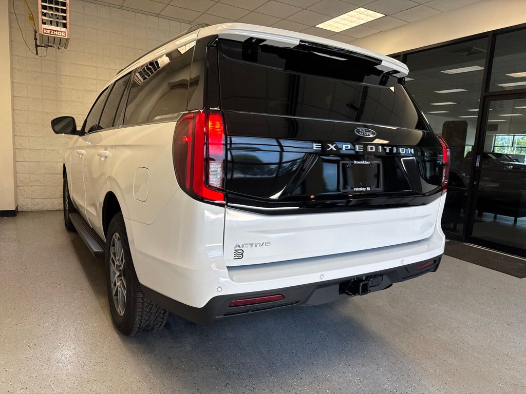 2025 Ford Expedition Active - Photo 16