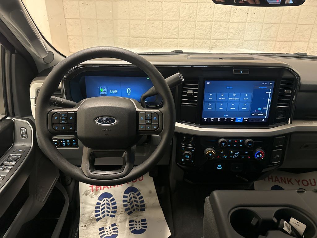 2026 Ford F-350 Super Duty XLT - Photo 26