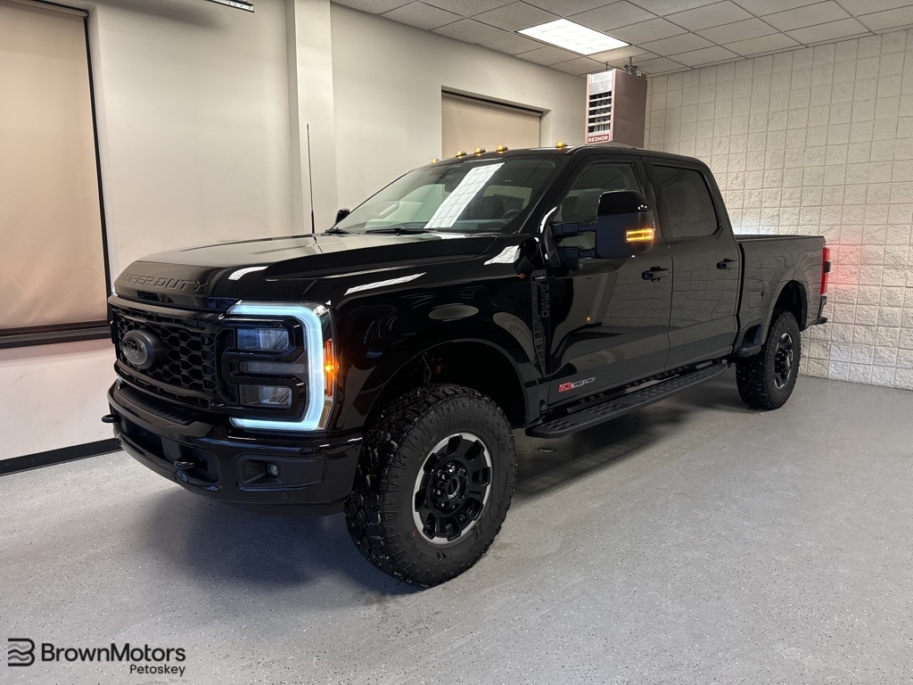 2026 Ford F-350 Super Duty Lariat's photo