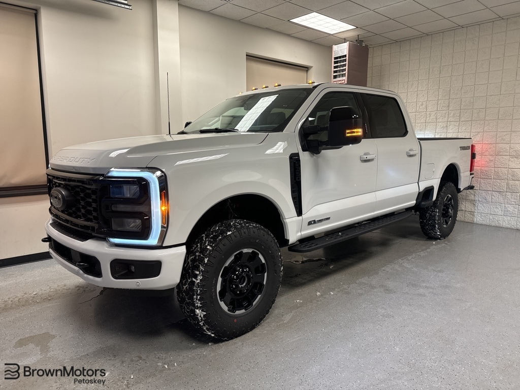 2026 Ford F-350 Super Duty Lariat's photo