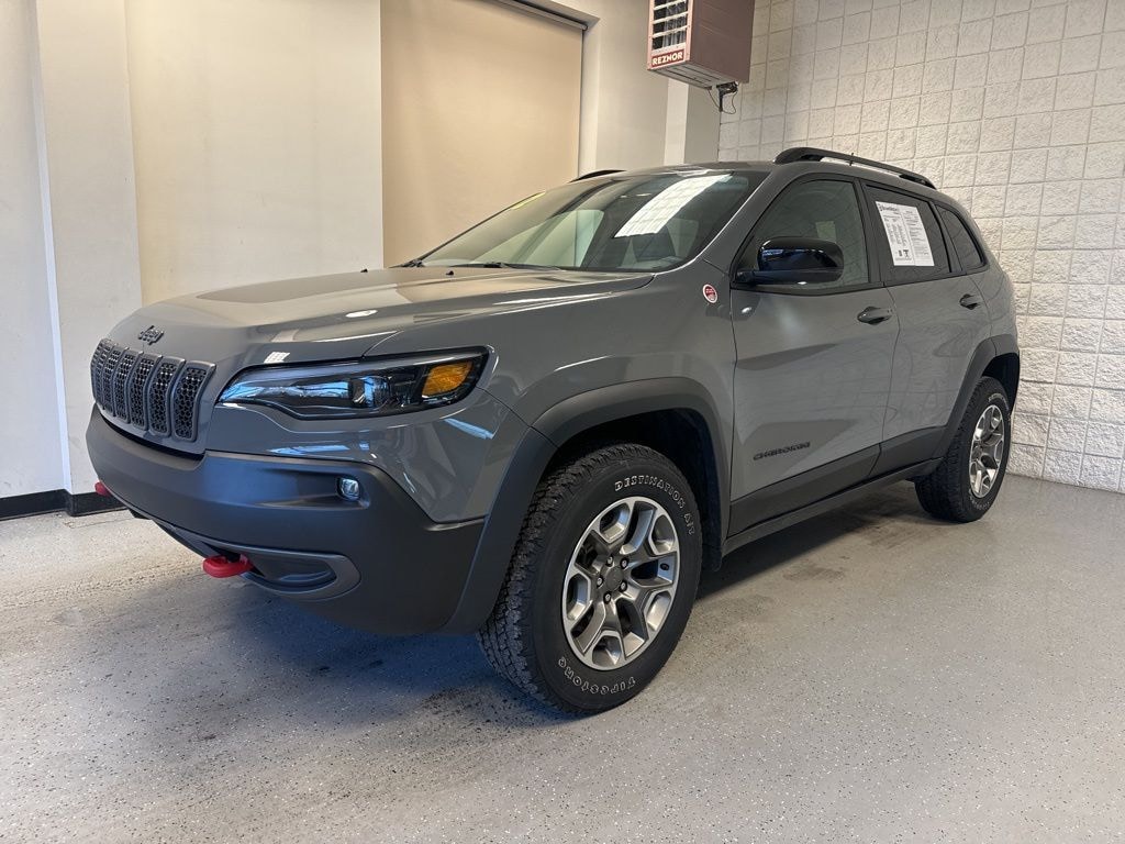 Used 2022 Jeep Cherokee Trailhawk SUV