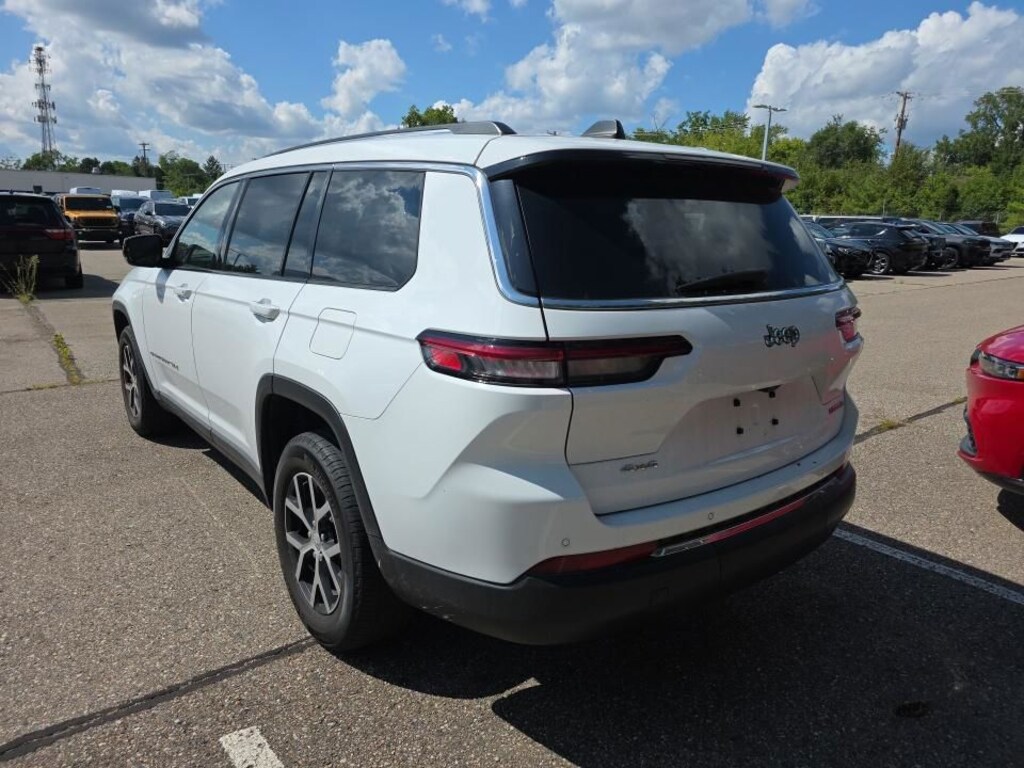 Used 2023 Jeep Grand Cherokee L Limited SUV