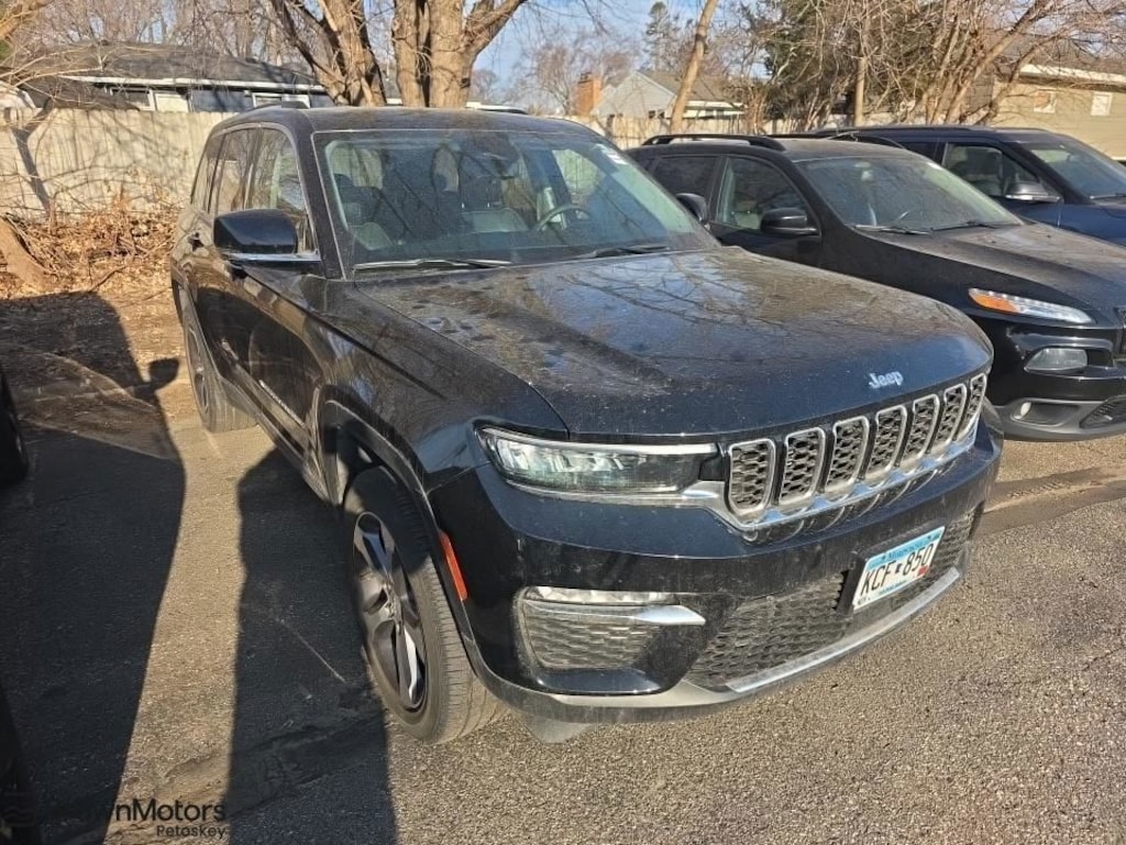 Used 2023 Jeep Grand Cherokee Limited SUV