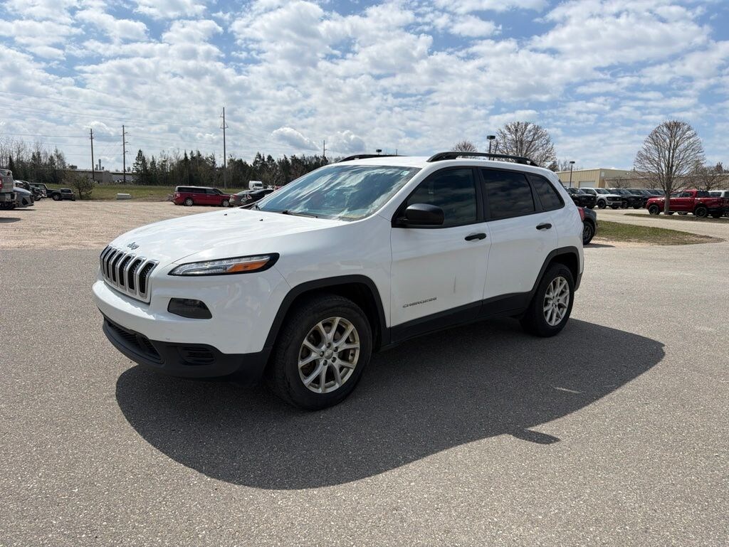Used 2018 Jeep Cherokee Sport SUV