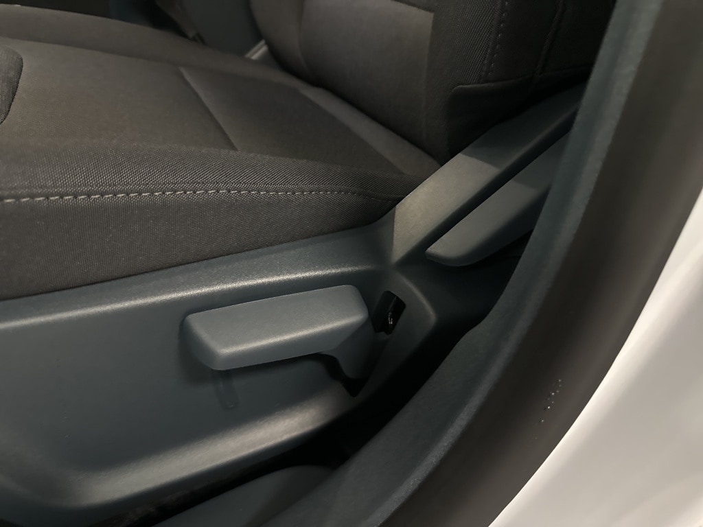 New 2025 Ford Maverick XL Truck SuperCrew