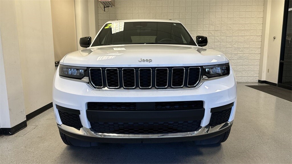2024 Jeep Grand Cherokee Laredo X photo 4