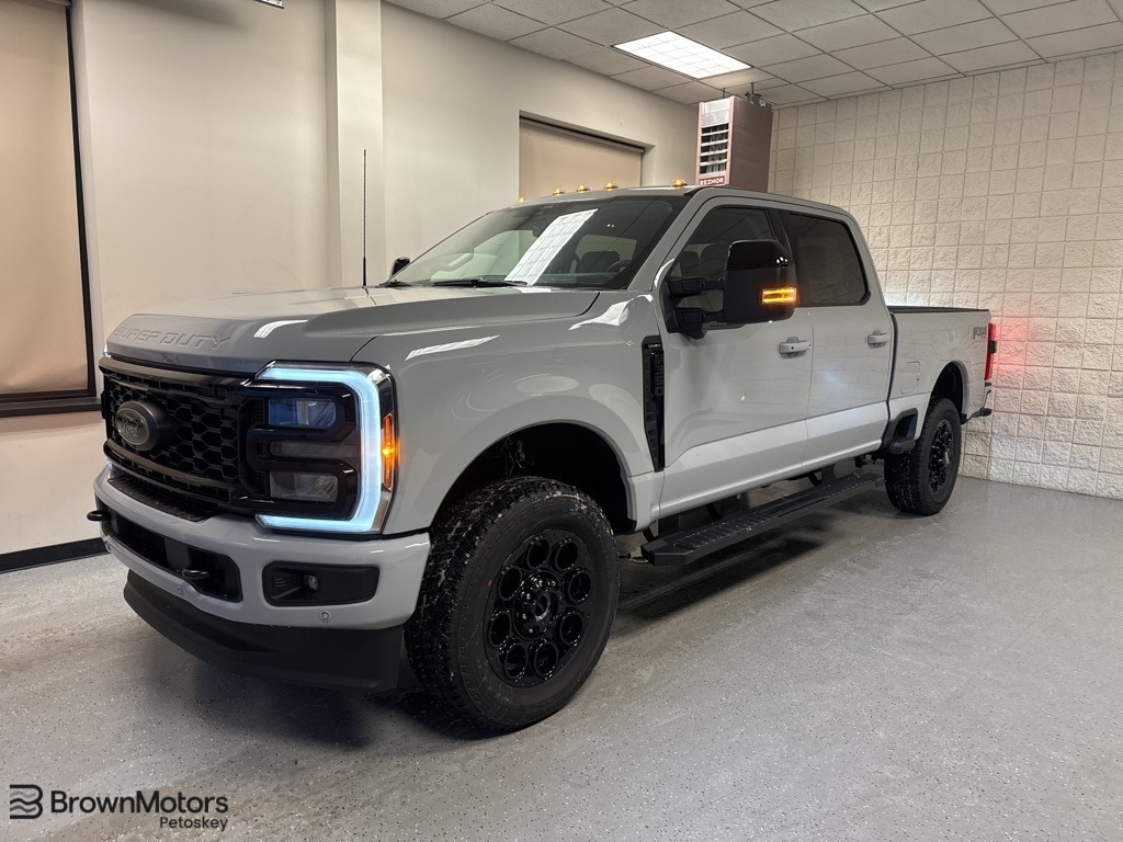 2026 Ford F-350 Super Duty Lariat's photo