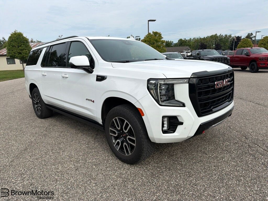Used 2023 GMC Yukon XL AT4 SUV