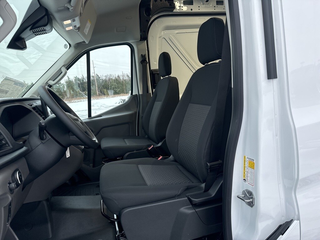 2025 Ford Transit Cargo Van photo 2