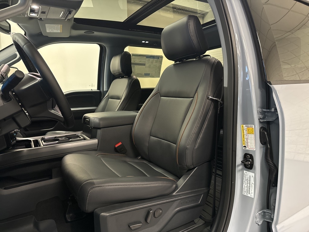 New 2026 Ford F-350 F-350 Lariat Truck Crew Cab