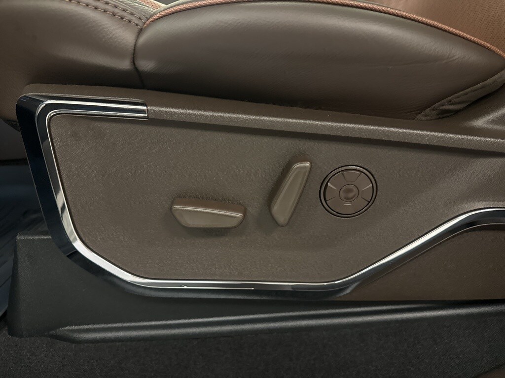 2026 Ford F-250 King Ranch photo 4