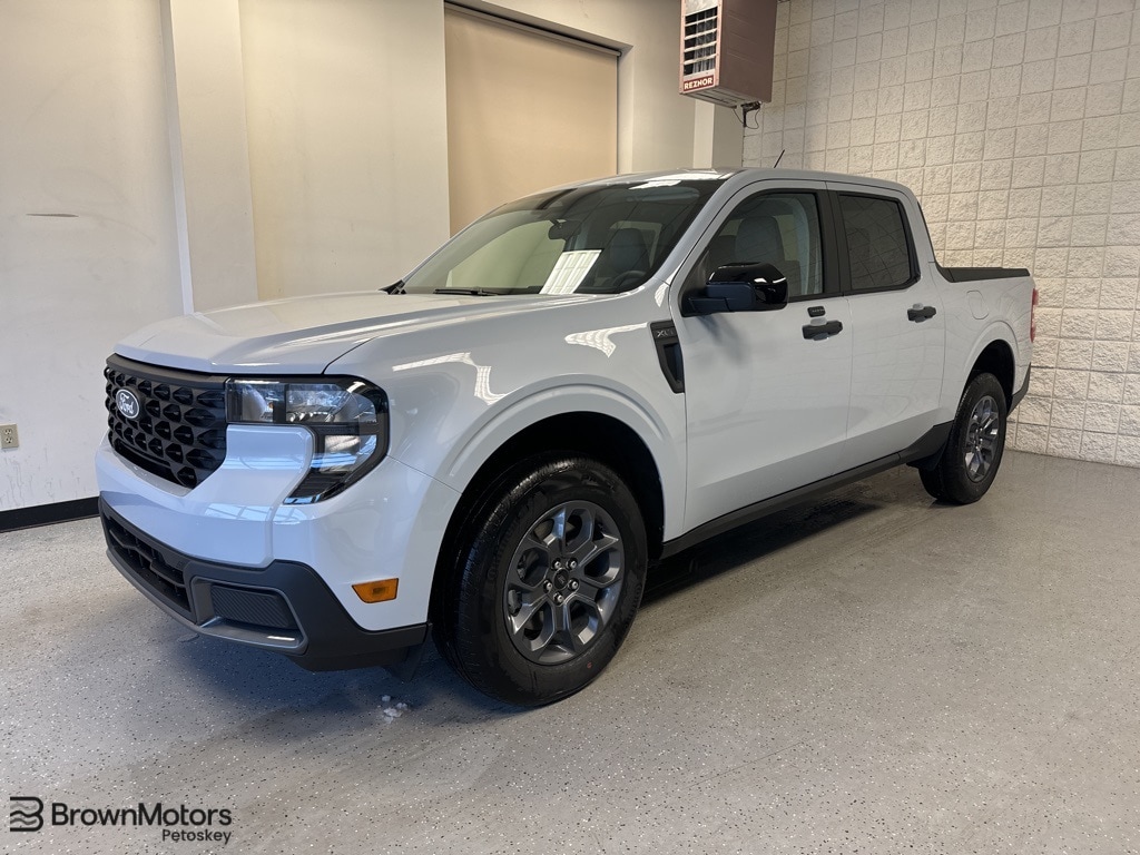 2025 Ford Maverick XLT's photo