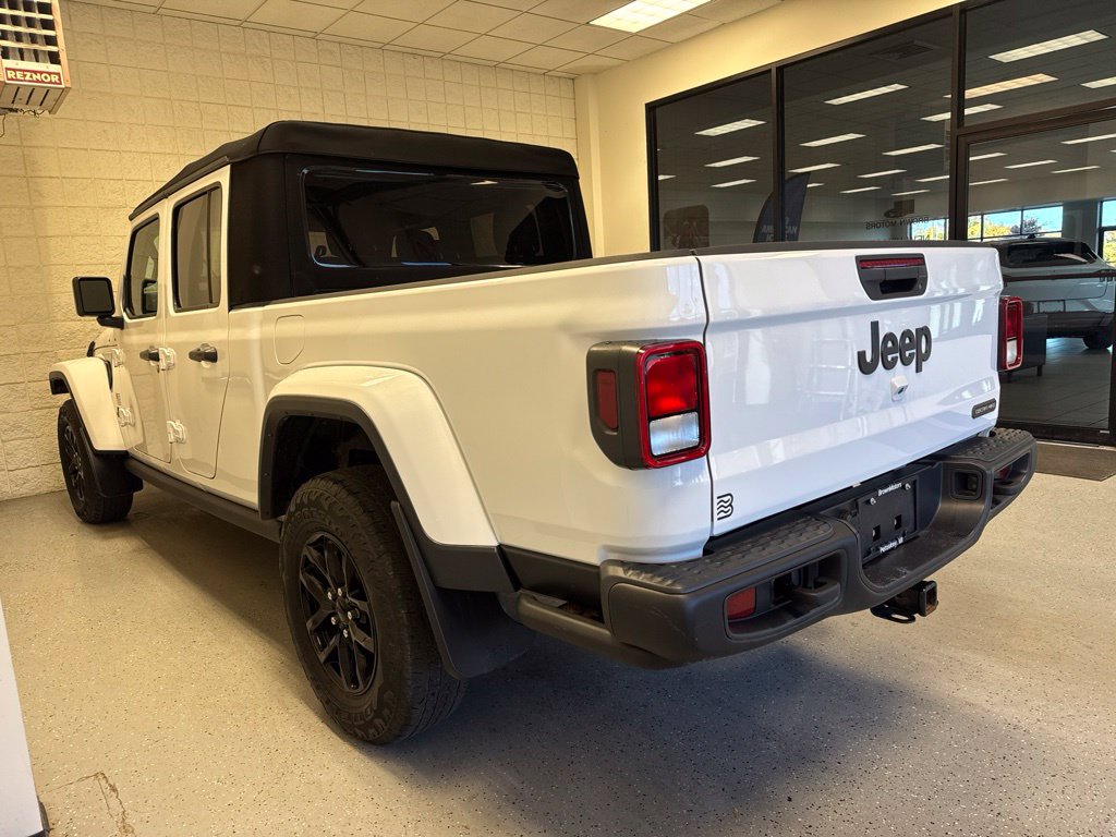 Certified 2023 Jeep Gladiator Sport Truck Crew Cab