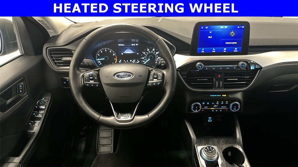 2022 Ford Escape SE photo 3