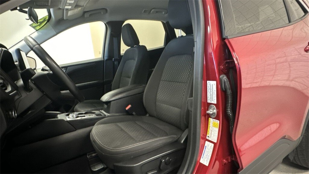2023 Ford Escape Active photo 3
