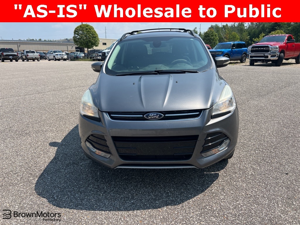 Used 2013 Ford Escape SEL with VIN 1FMCU9H90DUB45817 for sale in Petoskey, MI