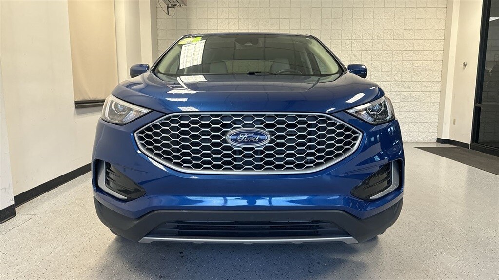 2024 Ford Edge SEL photo 4