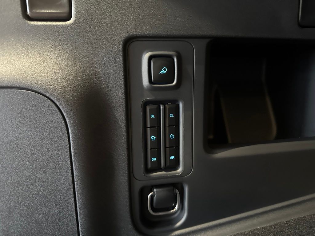 2025 Ford Expedition Active - Photo 48