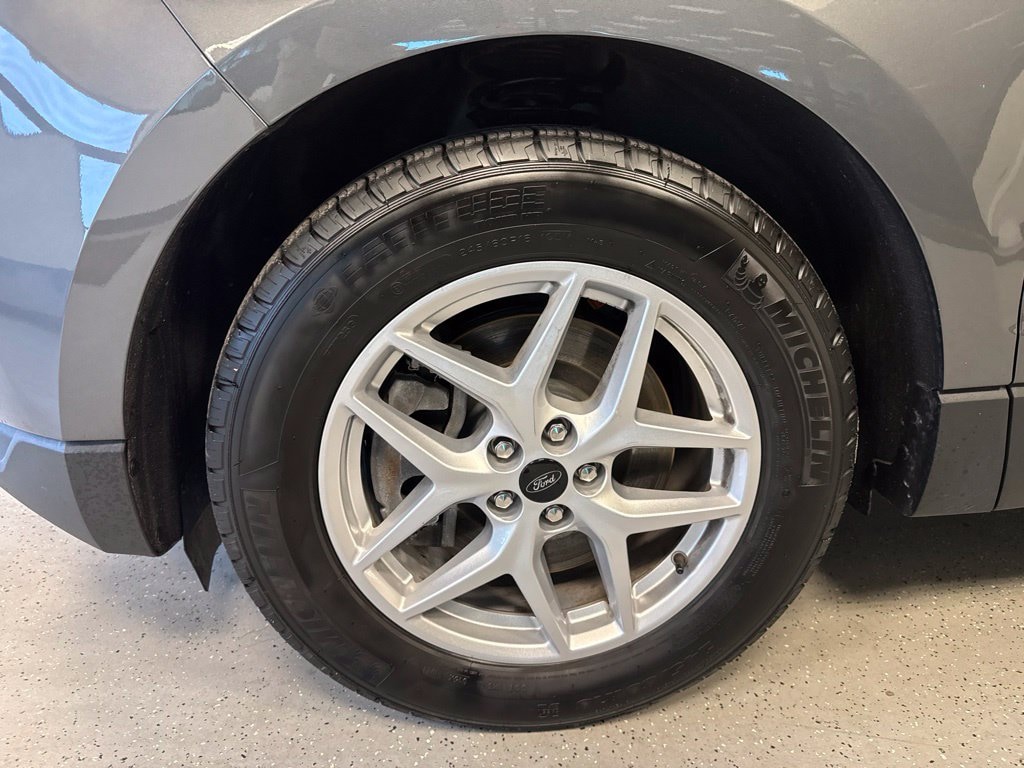 Certified 2024 Ford Edge SUV