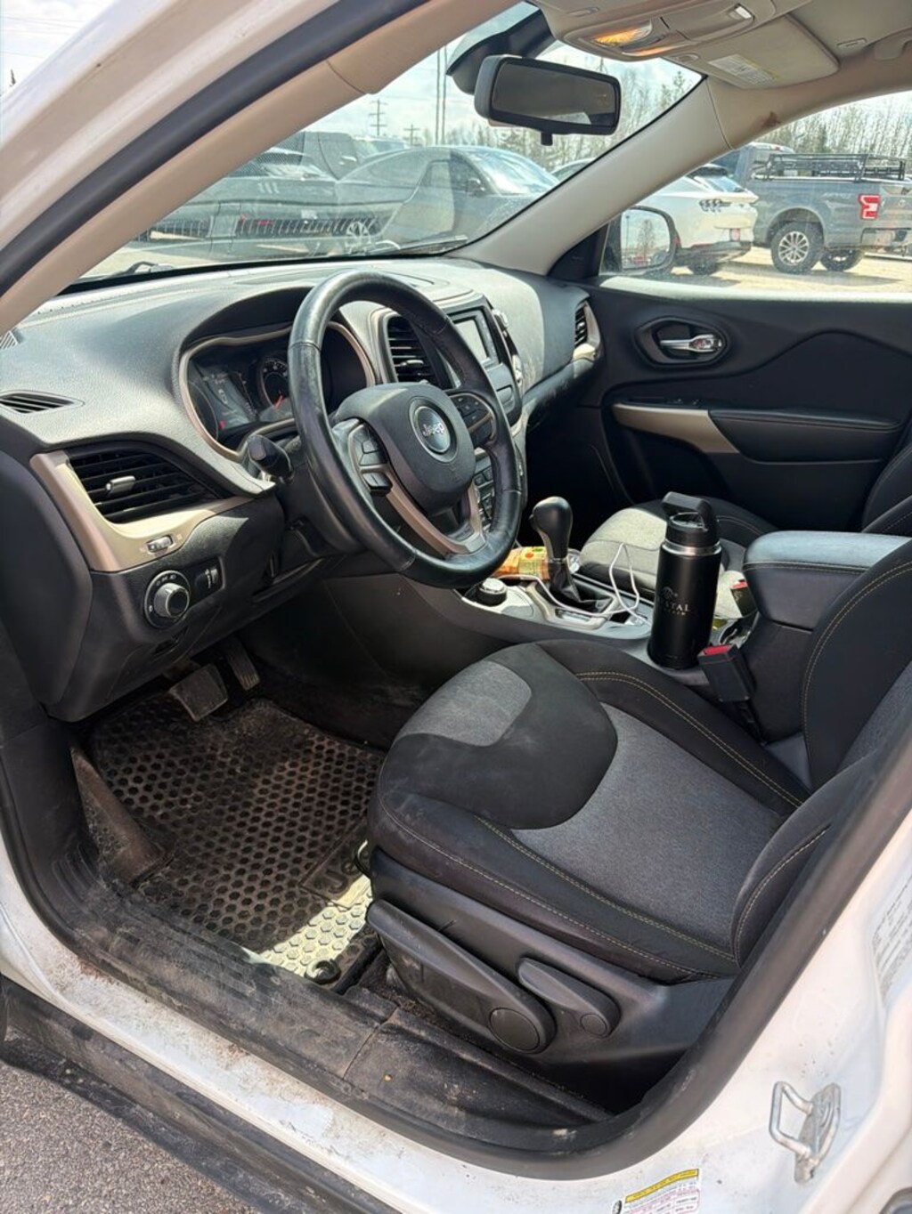 Used 2018 Jeep Cherokee Sport SUV