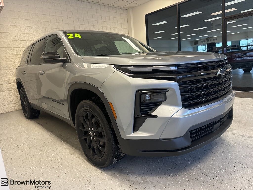 Certified 2024 Chevrolet Traverse LS w/2LS SUV