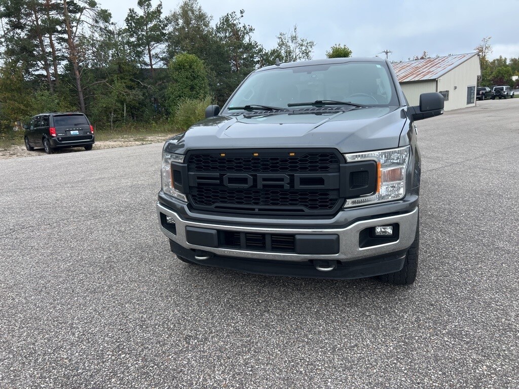2018 Ford F-150 XLT photo 2