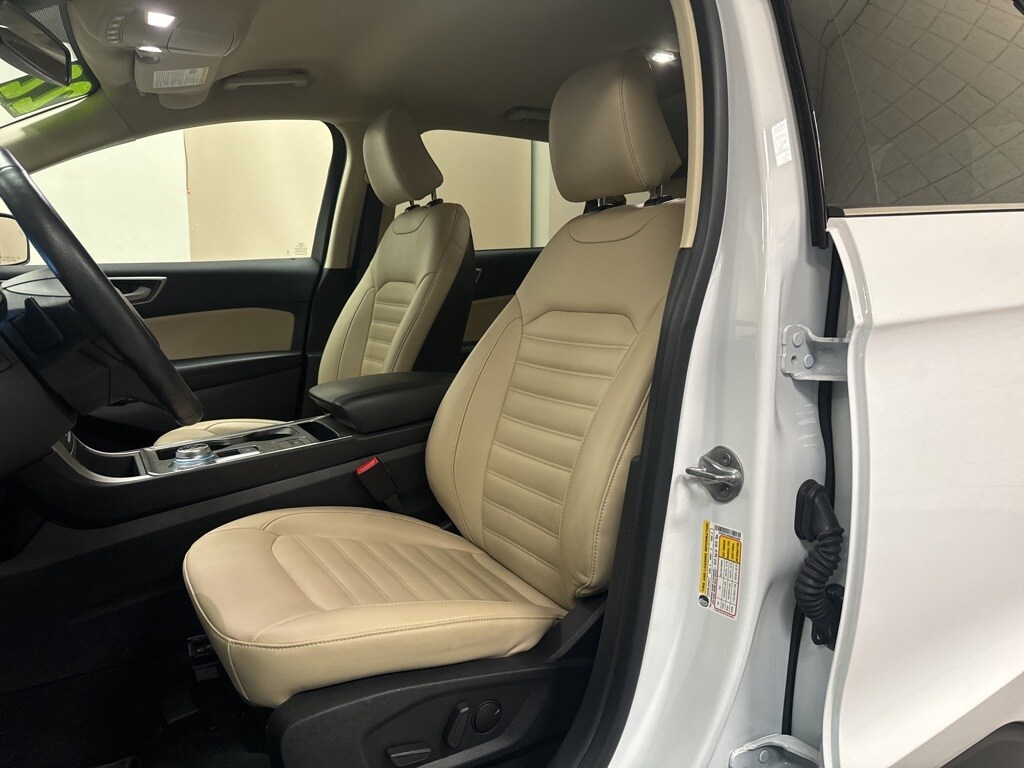 Certified 2022 Ford Edge SUV